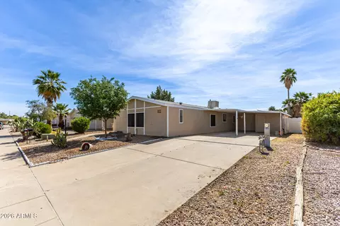 2921 E Oraibi Dr, Phoenix, AZ 85050 photo 3