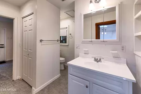 Bath - 1925 E Lee St, Tucson, AZ 85719 photo 7 of 8