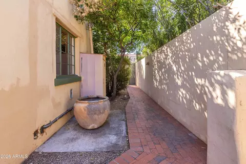 Exterior - 1925 E Lee St, Tucson, AZ 85719 photo 14 of 32