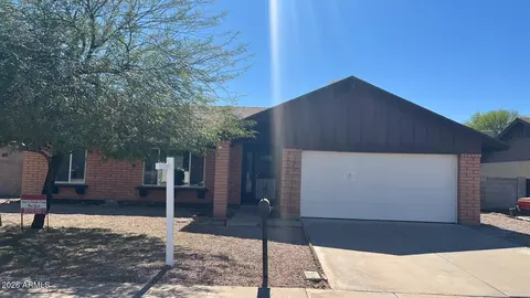 2807 W Newton Ct, Chandler, AZ 85224