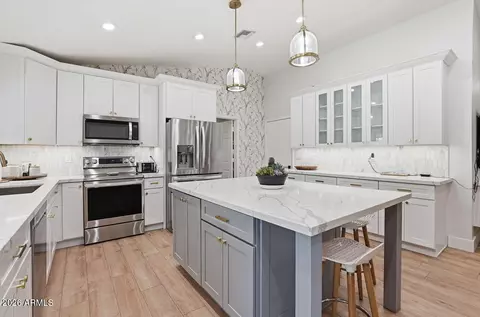 Kitchen - 3065 E Leonora St, Mesa, AZ 85213 photo 2 of 7