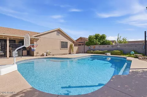 Exterior - 3065 E Leonora St, Mesa, AZ 85213 photo 5 of 8