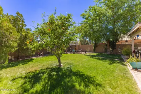 Exterior - 1495 E Cheyenne St, Gilbert, AZ 85296 photo 4 of 7