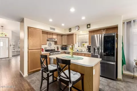 Kitchen - 1495 E Cheyenne St, Gilbert, AZ 85296 photo 1 of 4