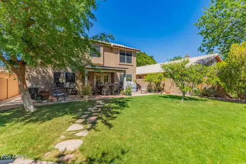 Exterior - 1495 E Cheyenne St, Gilbert, AZ 85296 photo 2 of 7