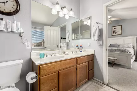 Bath - 1495 E Cheyenne St, Gilbert, AZ 85296 photo 3 of 4
