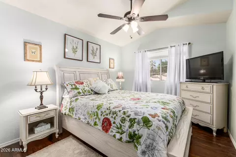 Bedroom - 1495 E Cheyenne St, Gilbert, AZ 85296 photo 3 of 6