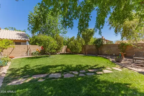 Exterior - 1495 E Cheyenne St, Gilbert, AZ 85296 photo 3 of 7