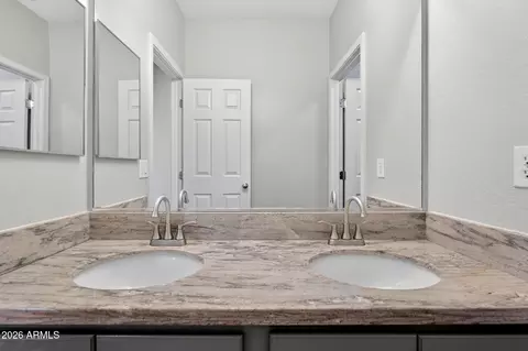 Bath - 1317 S Banning St, Gilbert, AZ 85296 photo 2 of 3
