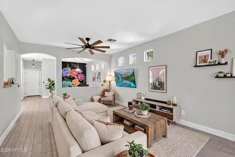 1317 S Banning St, Gilbert, AZ 85296