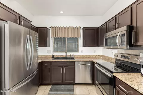 Kitchen - 4676 E Redfield Rd, Gilbert, AZ 85234 photo 2 of 2