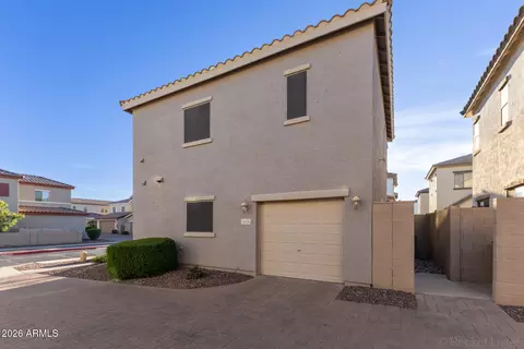 Exterior - 4676 E Redfield Rd, Gilbert, AZ 85234 photo 7 of 8