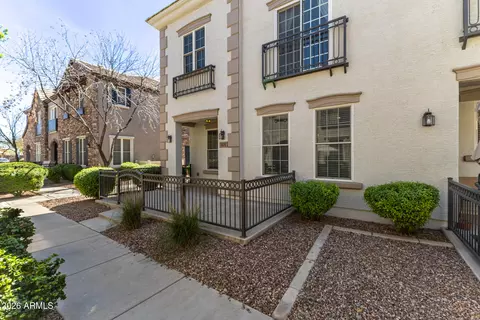 Exterior - 4750 E Thunderheart Trl #101, Gilbert, AZ 85297 photo 2 of 4