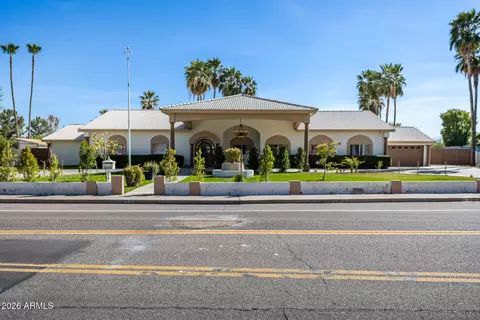 6625 W Sweetwater Ave, Glendale, AZ 85304