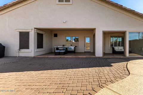 Exterior - 240 W Brooks St, Gilbert, AZ 85233 photo 10 of 12