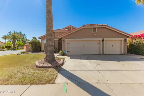 11105 W Olive Dr, Avondale, AZ 85392
