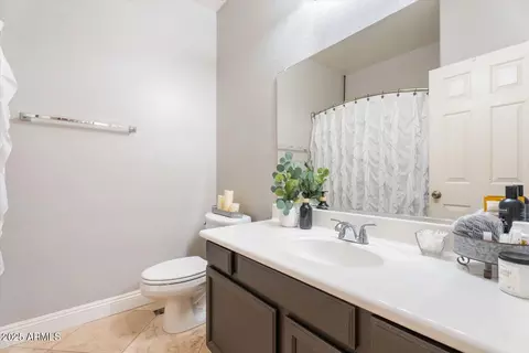 Bath - 838 E Nolan Pl, Chandler, AZ 85249 photo 4 of 4