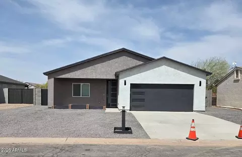 9474 W Tinajas Dr, Arizona City, AZ 85123