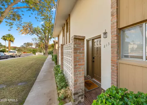 4701 N 68th St #213, Scottsdale, AZ 85251