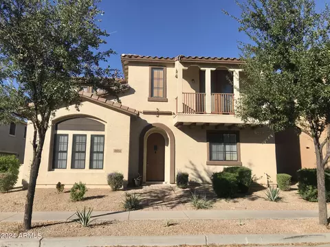 2416 W Dusty Wren Dr, Phoenix, AZ 85085