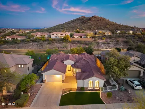 38723 N Red Tail Ln, Phoenix, AZ 85086