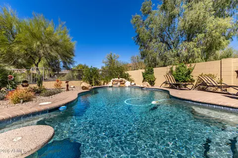 Exterior - 2940 E Shady Spring Trl, Phoenix, AZ 85024 photo 4 of 15