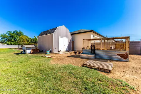 Exterior - 1718 S 140th Pl, Gilbert, AZ 85295 photo 5 of 10