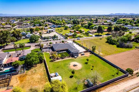 View/Area - 1718 S 140th Pl, Gilbert, AZ 85295 photo 12 of 13