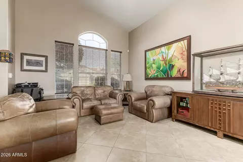 Living - 4627 E La Mirada Way, Phoenix, AZ 85044 photo 1 of 4