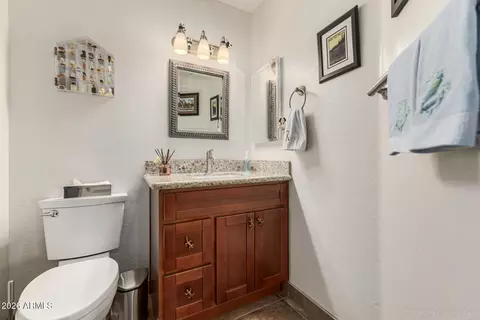 Bath - 4627 E La Mirada Way, Phoenix, AZ 85044 photo 5 of 5