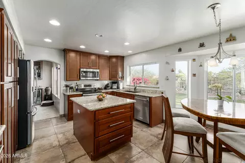 Kitchen - 4627 E La Mirada Way, Phoenix, AZ 85044 photo 1 of 3