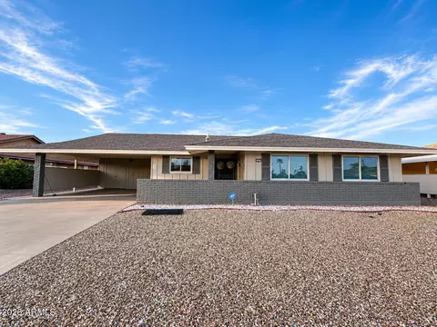 10316 W Bayside Rd, Sun City, AZ 85351