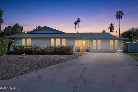 Exterior - 111 S Cholla St, Gilbert, AZ 85233 photo 3 of 4