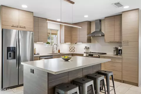 Kitchen - 111 S Cholla St, Gilbert, AZ 85233 photo 5 of 8