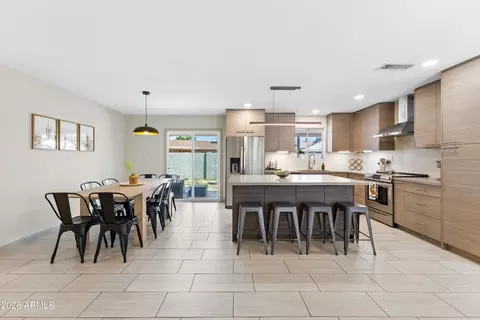 Kitchen - 111 S Cholla St, Gilbert, AZ 85233 photo 4 of 8