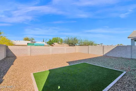 Exterior - 5814 S Daisy Patch Pl, Phoenix, AZ 85040 photo 10 of 11