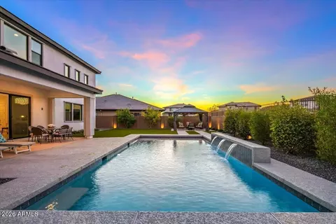 Exterior - 1812 E Fallen Leaf Ln, Phoenix, AZ 85024 photo 7 of 11