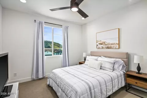 Bedroom - 1812 E Fallen Leaf Ln, Phoenix, AZ 85024 photo 6 of 6
