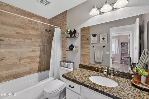 Bath - 1792 E Appaloosa Rd, Gilbert, AZ 85296 photo 5 of 5