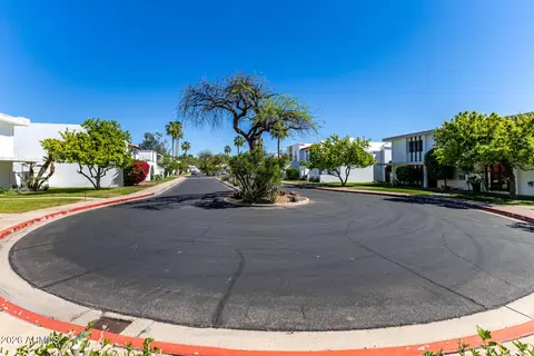 Exterior - 1919 E Medlock Dr, Phoenix, AZ 85016 photo 2 of 13