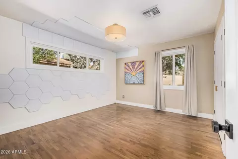 Bedroom - 6811 N 11th Pl, Phoenix, AZ 85014 photo 3 of 3