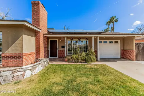 Exterior - 6811 N 11th Pl, Phoenix, AZ 85014 photo 7 of 10