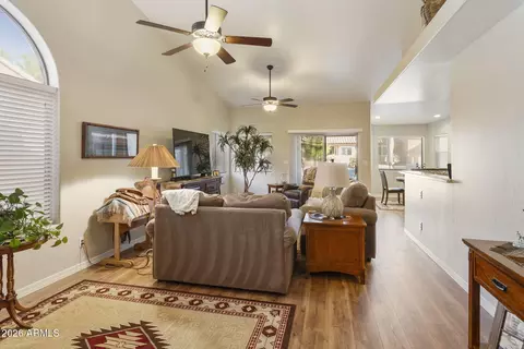 Living - 4202 E Broadway Rd #199, Mesa, AZ 85206 photo 2 of 3