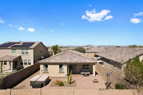 Exterior - 2327 E Harwell Rd, Phoenix, AZ 85042 photo 6 of 8