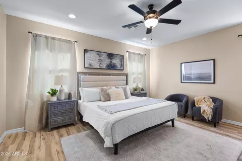 Bedroom - 2327 E Harwell Rd, Phoenix, AZ 85042 photo 1 of 3