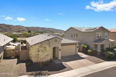 Exterior - 2327 E Harwell Rd, Phoenix, AZ 85042 photo 7 of 8