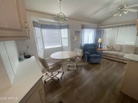 1045 S Cheyenne Dr, Apache Junction, AZ 85119 photo 3