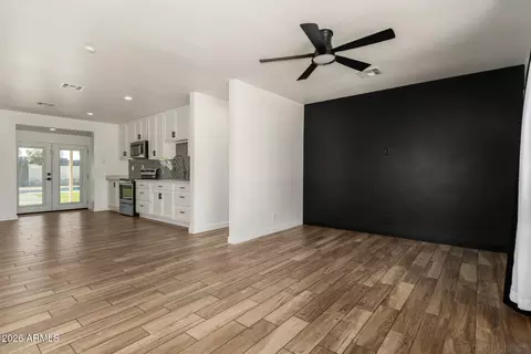 Living - 3213 E Yale St, Phoenix, AZ 85008 photo 2 of 4