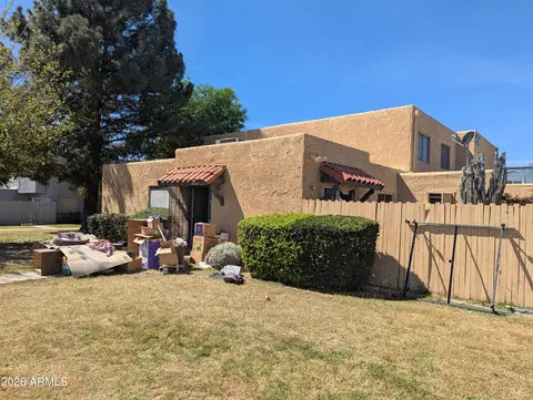 5301 W Sheena Dr, Glendale, AZ 85306
