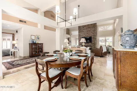 Dining - 1942 E Krista Way, Tempe, AZ 85284 photo 2 of 4